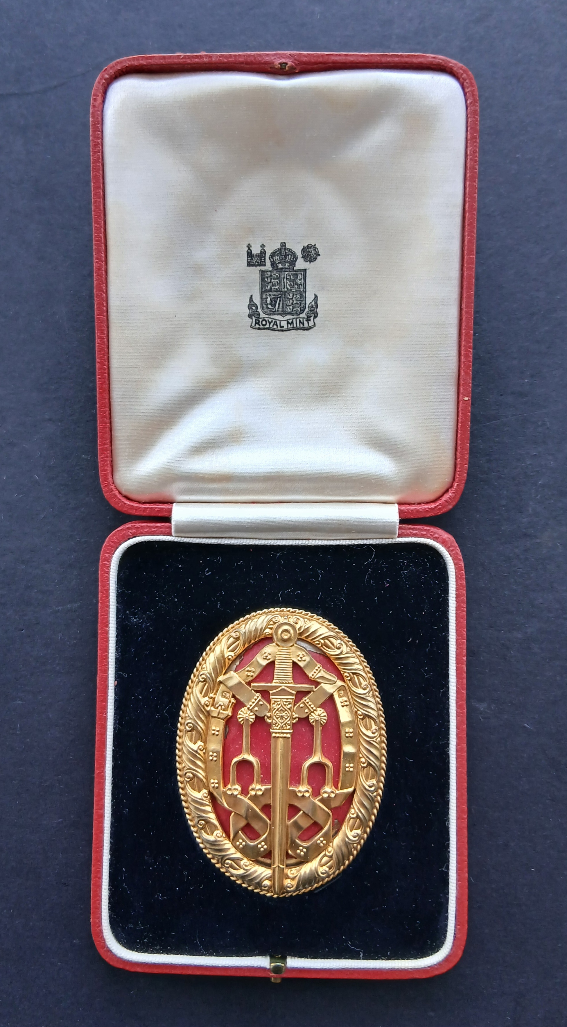Knight Bachelor Breast Badge Royal Mint 1936
