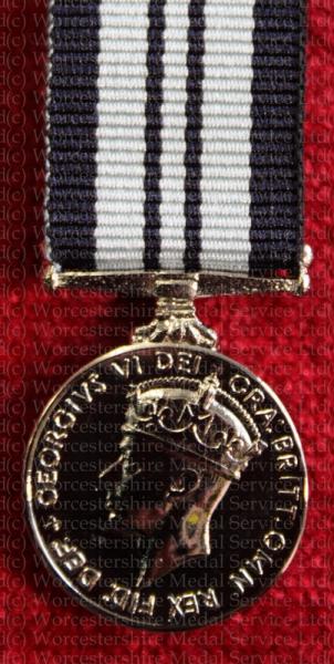 Worcestershire Medal Service: India - Service Medal 1939-45