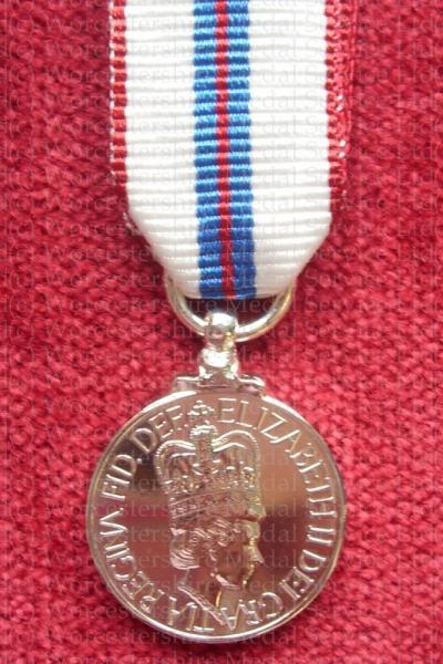 1977 Silver Jubilee (EIIR) Miniature Medal