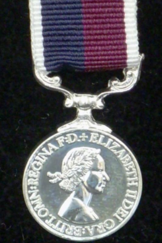 RAF Long Service & Good Conduct (EIIR) (BRITT:OMN) Miniature Medal
