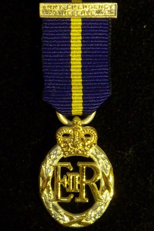 Army Emergency Reserve Decoration Miniature Medal