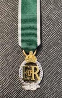 Royal Naval Reserve Decoration EIIR Miniature Medal