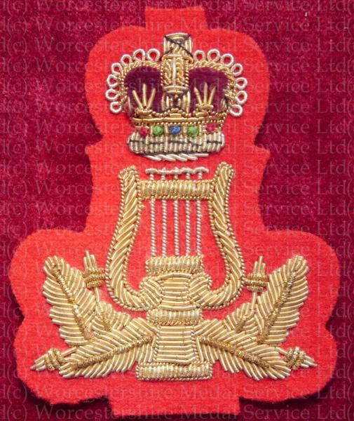 Worcestershire Medal Service: Crown & Lyre on Red