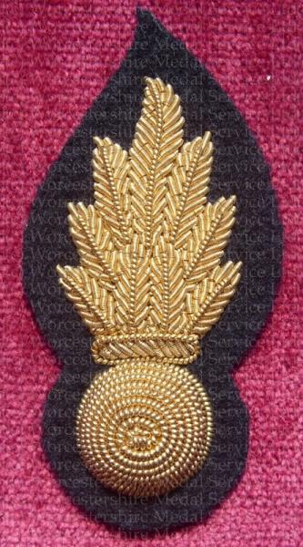 Worcestershire Medal Service: RE Grenade Arm Badge (Black)