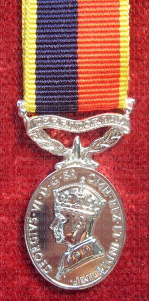 Efficiency Medal GVI (Territorial) (HAC) Miniature Medal
