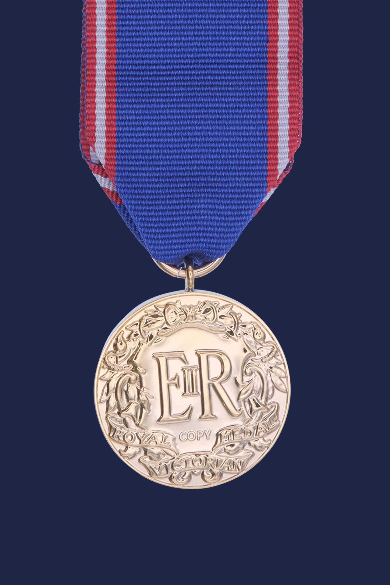 Royal Victorian Medal, gold, EIIR - Copy