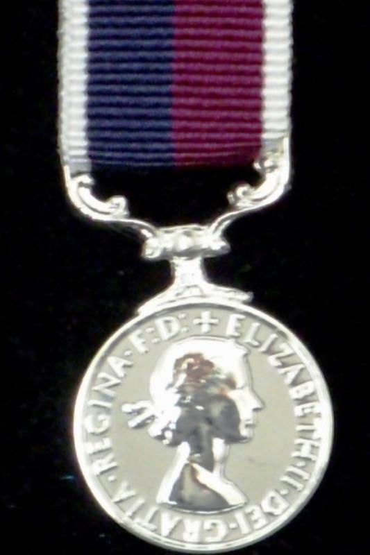 RAF Long Service & Good Conduct (EIIR) (DEI:GRATIA) Miniature Medal