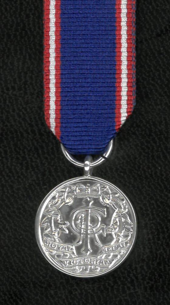 Royal Victorian Medal (Silver) GVI