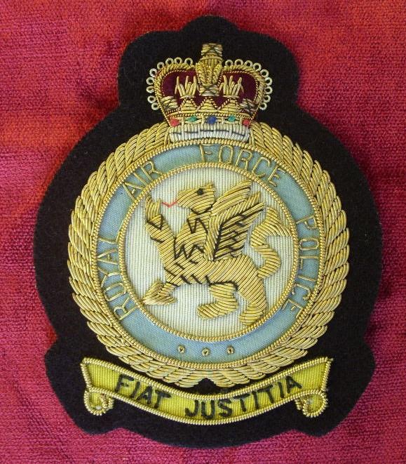 Worcestershire Medal Service: RAF Police Wire Blazer Badge