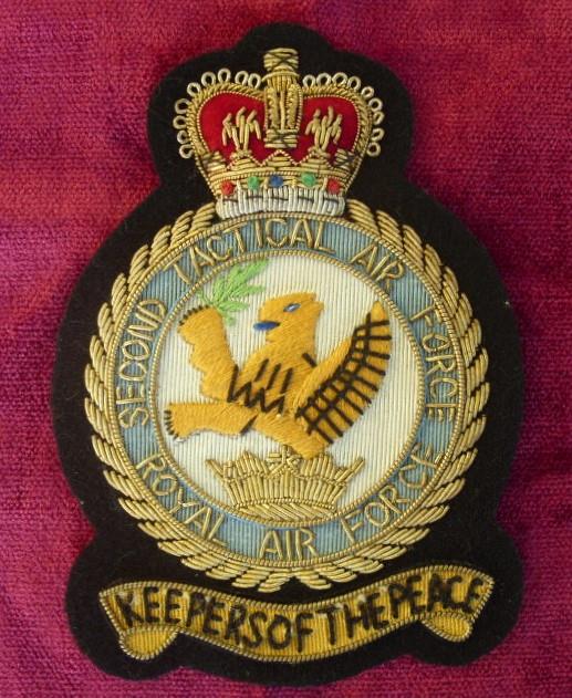 Worcestershire Medal Service: RAF 2nd Tactical Air Force Wire Blazer Badge