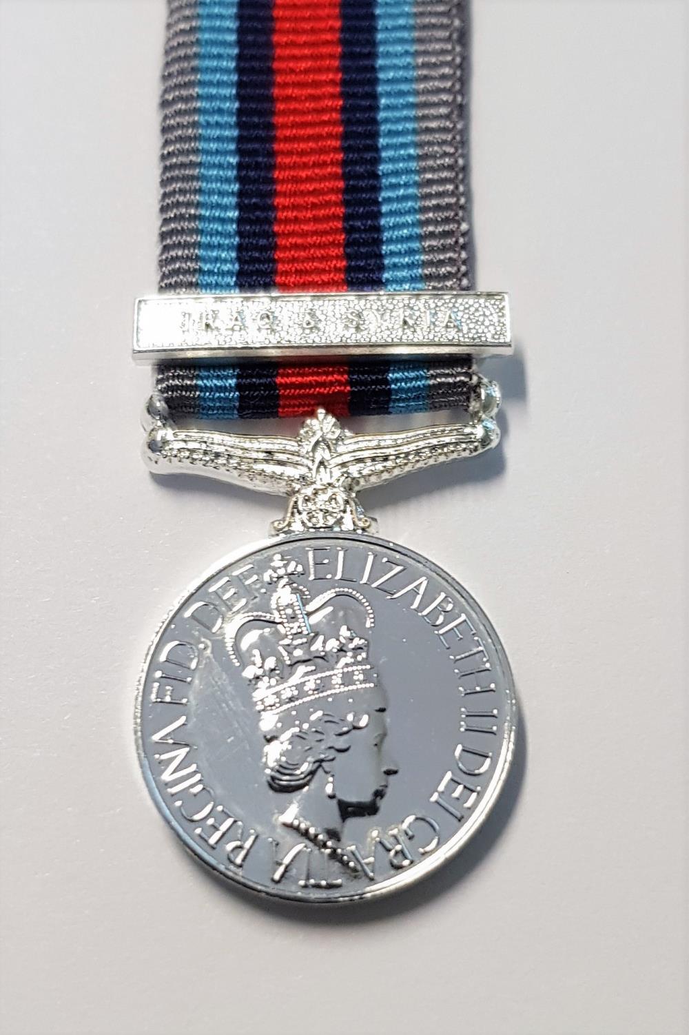 OSM with clasp Iraq & Syria (Op Shader) Miniature Medal