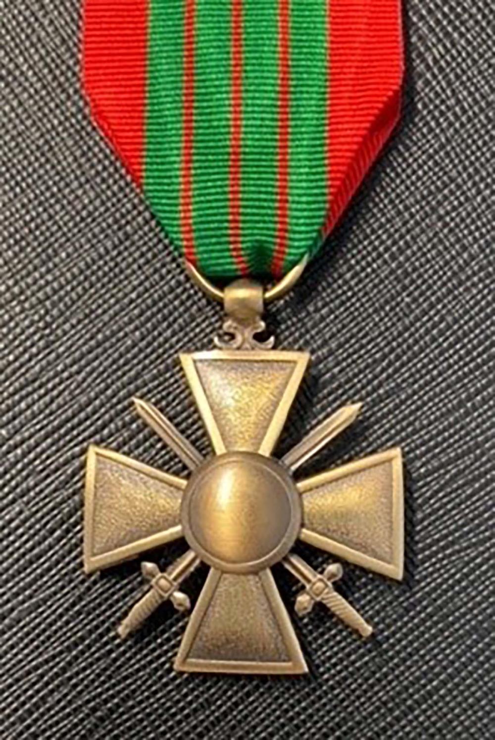 France - Croix de Guerre 1939-45