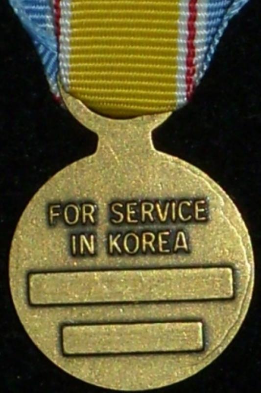 Korea - War Service (Crossed Bullets)