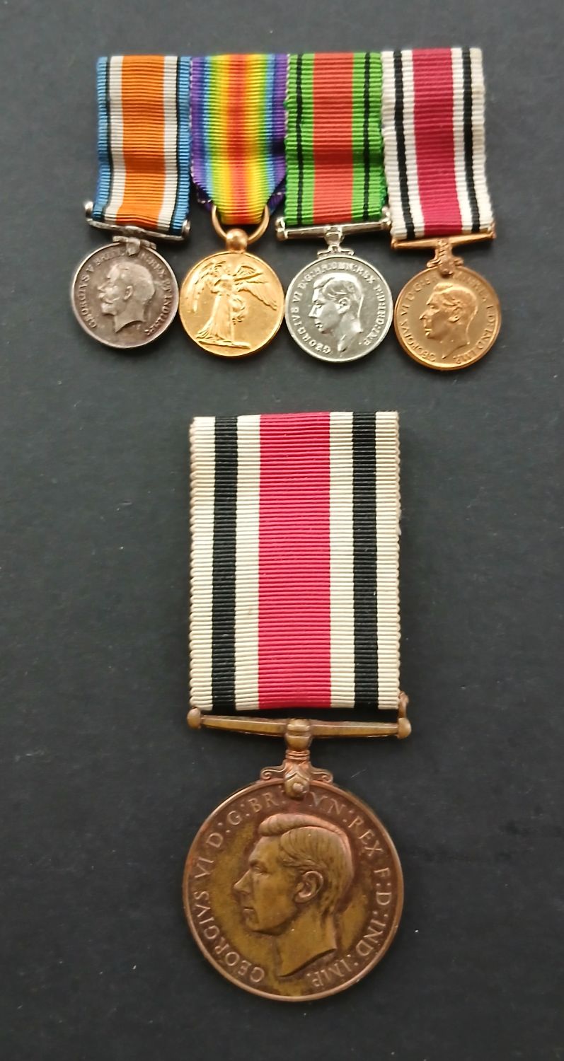 Family Group - Ashton