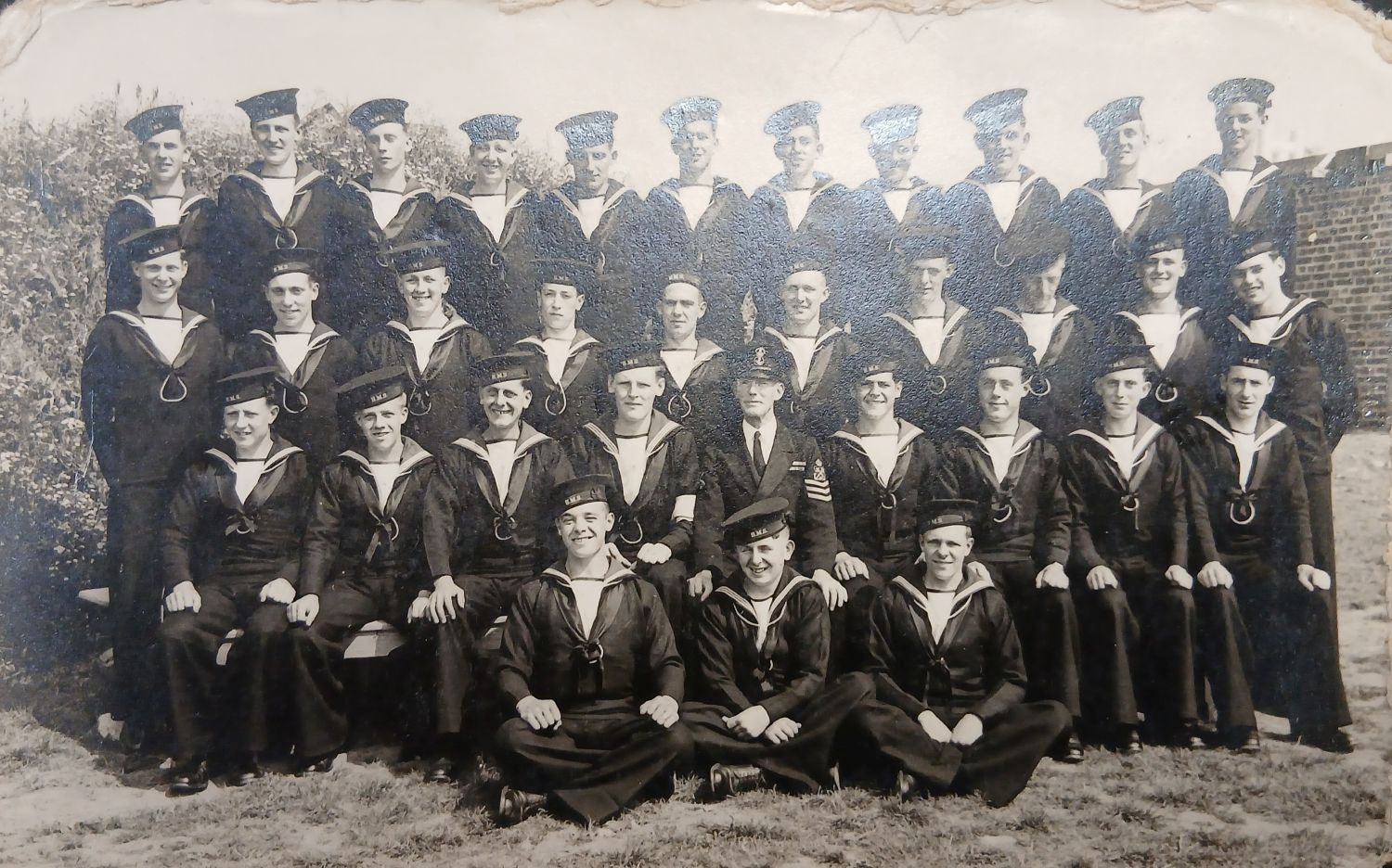 Gp 4 - Arms - Royal Navy