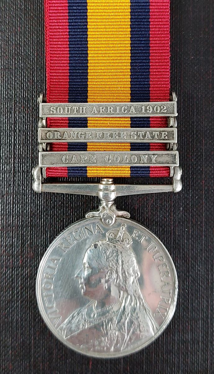 Worcestershire Medal Service: QSA 3 Clasps - J L Barton - Scots Gds